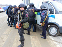 На ЧМ-2018 в Калининград приедут около 10 тысяч полицейских из других регионов РФ 