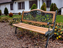 В Светлогорске ищут самую креативную лавочку