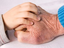 За год в России смертность снизилась на 4%