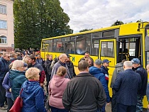 В Полесске проводили мобилизованных