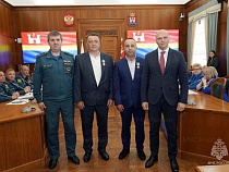 Спасших двоих от смерти в Гвардейском районе наградил губернатор