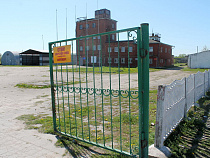 Нахрапистому собственнику дали 20 дней на освобождение Девау