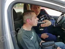 В Гусеве 48-летний водитель разъезжал пьяным за рулём (видео)