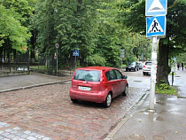 В Калининграде дороги у школ представляют опасность для учащихся