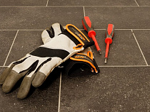 Безработный при помощи мощной отвёртки взломал три офиса в Калининграде