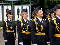 В этом году в Калининграде вновь появятся девушки-курсанты в форме ВМФ