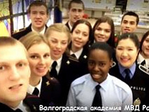 Россиян ждет новогоднее видео с поздравлением от будущих полицейских