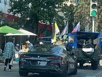 Элитный BMW за 15 млн месяц раскатывает по Калининграду без номеров