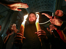 Благодатный огонь пообещали доставить в Калининград на следующую Пасху 