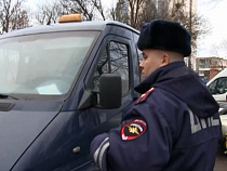 Нелегальное такси с пассажирами в салоне поймали в Калининграде