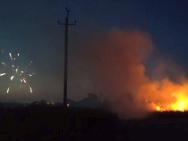 На Голубых озёрах Калининграда запустили фейерверк в момент пожара