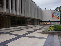 Концерт для уважаемых людей в Доме искусств