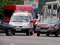 Сергей Донских отмахнулся от пробок светофорами 