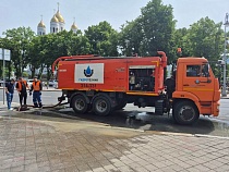В Калининграде объяснили длительность «душа» для прохожих у вокзала
