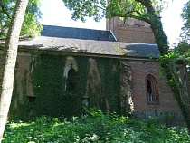 В кирхе под Калининградом нашли средневековый немецкий срам