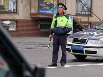 Компанию, принявшую на работу бывшего инспектора ДПС, оштрафовали на 100 тысяч рублей