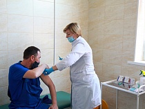 Оперштаб сообщил новые данные о двукратно привитых в Калининградской области