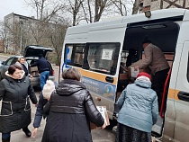 В Зеленоградске пенсионеры отправили посылки в бригаду морпехов Балтийска