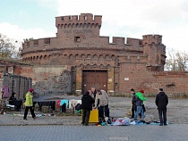 В Калининграде решили перенести блошиный рынок от башни Врангеля