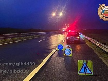 Потерявшую управление БМВ мотало по федеральной трассе как мяч