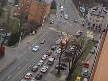 «Ау, администрация»: в Калининграде водители жалуются на новый светофор