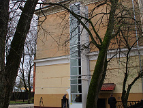 В поликлинике Горбольницы №3 заработал лифт для маломобильных граждан