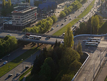 В Калининграде из-за поврежденной балки закрывают 25 метров эстакадного моста