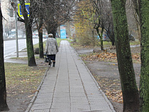 В Калининграде ищут подрядчиков на ремонт тротуаров по переулку Калужскому и улице Дрожжевой