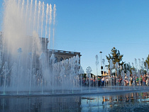 В Биржевом сквере установили видеокамеру с 20-кратным зумом