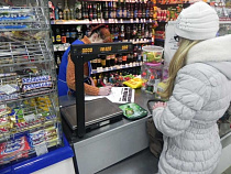 В Калининградской области продавца уличили в продаже алкоголя несовершеннолетней девушке