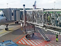 В Храброво выгнали из самолёта 40-летнего жителя Кемерово