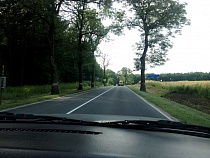 На трассе Калининград – Балтийск женщина-водитель без прав сбила пешехода