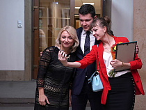 Шесть лучших педагогов Калининградской области наградили в правительстве 