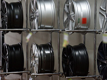 Шиномонтажник ушёл с работы с колёсами и теперь может заехать на зону