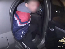 Суд посадил в СИЗО подростков 14 и 16 лет за зверское избиение 13-летних школьников в Калининграде