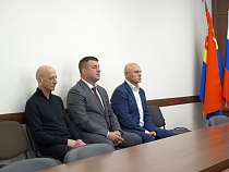 В Зеленоградске ставят жирный крест на эпохе Кошевого