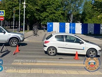 Сбившей пенсионерку девушке из Калининграда устраивают расплату