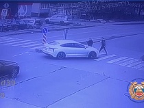 В Калининграде «Амберавто» сбил сразу двух пешеходов