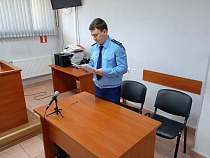 В Советске увели в наручниках 18-летнего из Калининграда 