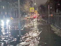 В Калининграде случился потоп на двух улицах