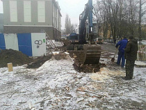 Артиллерийский снаряд в Балтийске нашли и выложили на тротуар (фото)