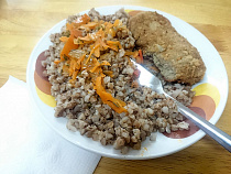 Чем накормят временно задержанных и административно арестованных граждан в Калининградской области в 2016 году?