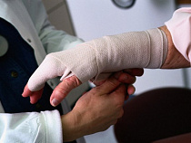 Калининградец получил компенсацию в размере 200 тысяч рублей за полученную на производстве травму