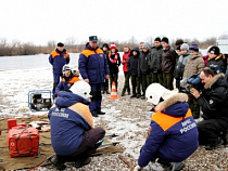 В Полесске местные спасатели преподали школьникам из Гвардейска уроки по основам безопасности