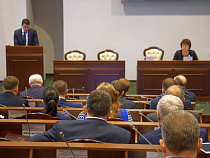 Калининградская облдума назначила досрочные выборы губернатора 