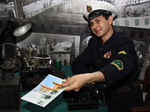 В свой юбилей калининградские таможенники представили экспозицию в Санкт-Петербурге