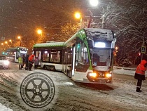 В Калининграде сошёл с рельсов трамвай №3