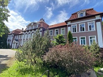 Прокуратура назвала детскую площадку в центре Полесска опасной