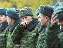 В Калининградской области подполковник избил рядового за то, что тот медленно открыл ему калитку