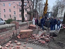 В Калининграде под шумок сносят 100-летние немецкие конструкции